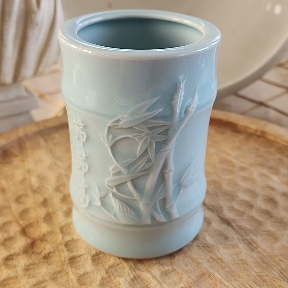 Bamboo Embossed Light Blue Cylindrical Vase